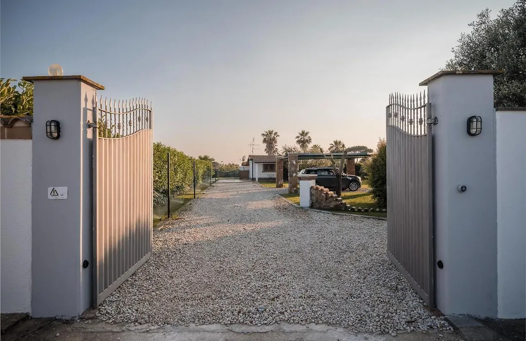 Belvilla By Oyo Villa Dei Pini-1